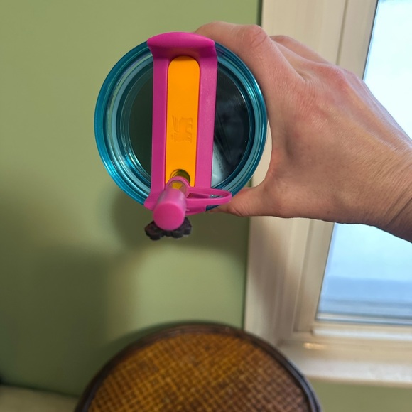 Stanley 20oz Neon Pink Reverb - Picture 6 of 6